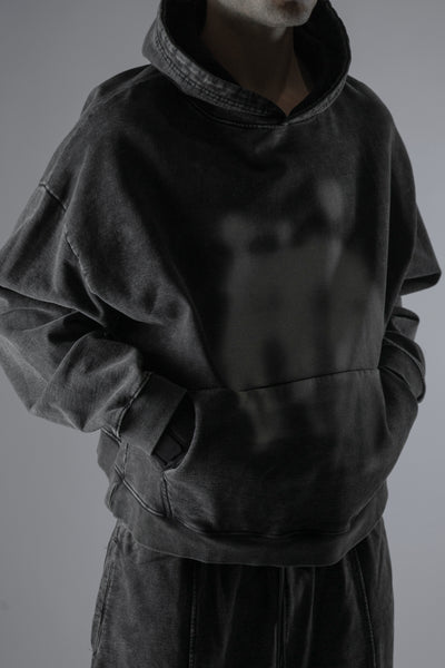 VISITORS GRAPHIC HOODIE